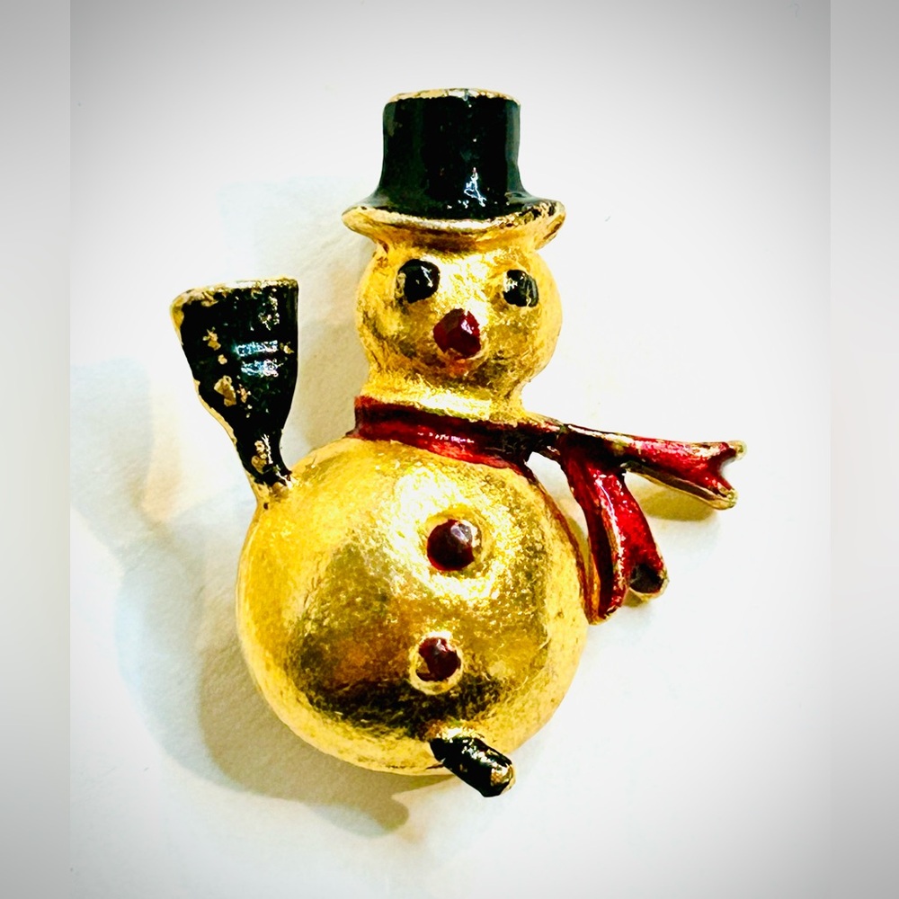 Vintage retro snowman with a shovel Christmas holiday brooch pin